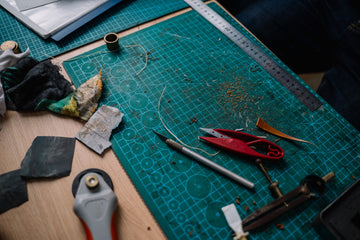 how to remove mold from leather bag