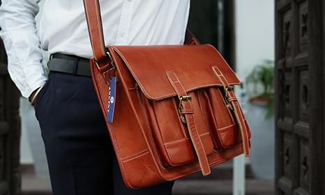 Leather Messenger Bags - Best Messenger Bags for Men and Women