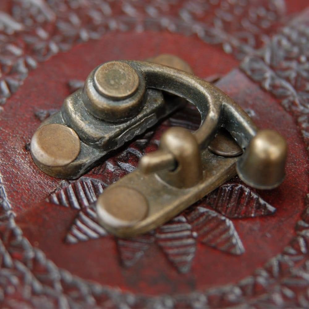 The Canvas Brass Lock