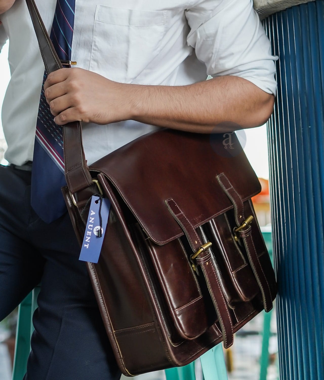 Man's Leather Crossbody Bag